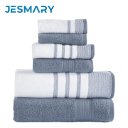 Khăn tắm họa tiết có in logo